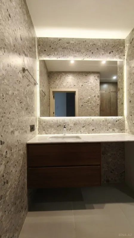 Satılır 3 otaqlı mənzil 74 m²