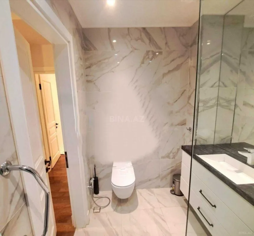 Kirayə verilir 3 otaqlı mənzil 125 m²