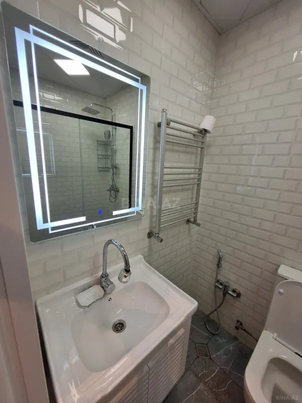 Kirayə verilir 2 otaqlı mənzil 65 m²