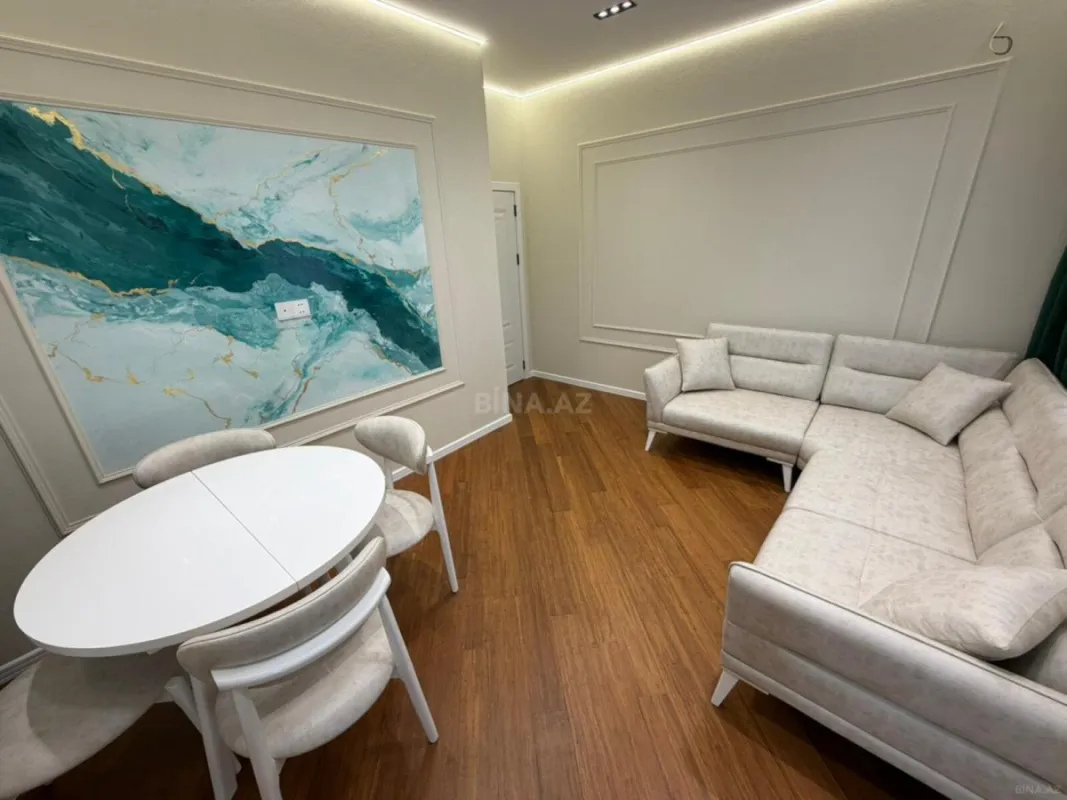 Satılır 2 otaqlı mənzil 70 m²