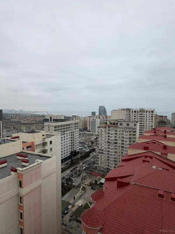 Satılır 2 otaqlı mənzil 70 m²