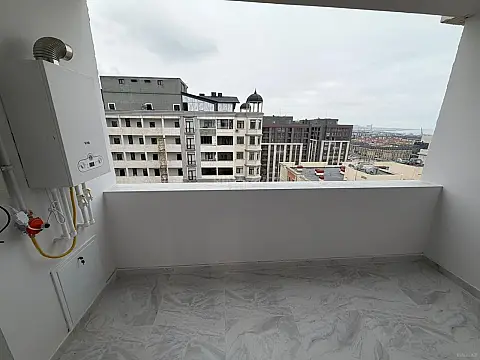 Satılır 2 otaqlı mənzil 70 m²