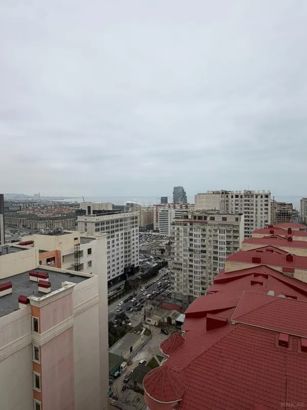 Satılır 2 otaqlı mənzil 70 m²