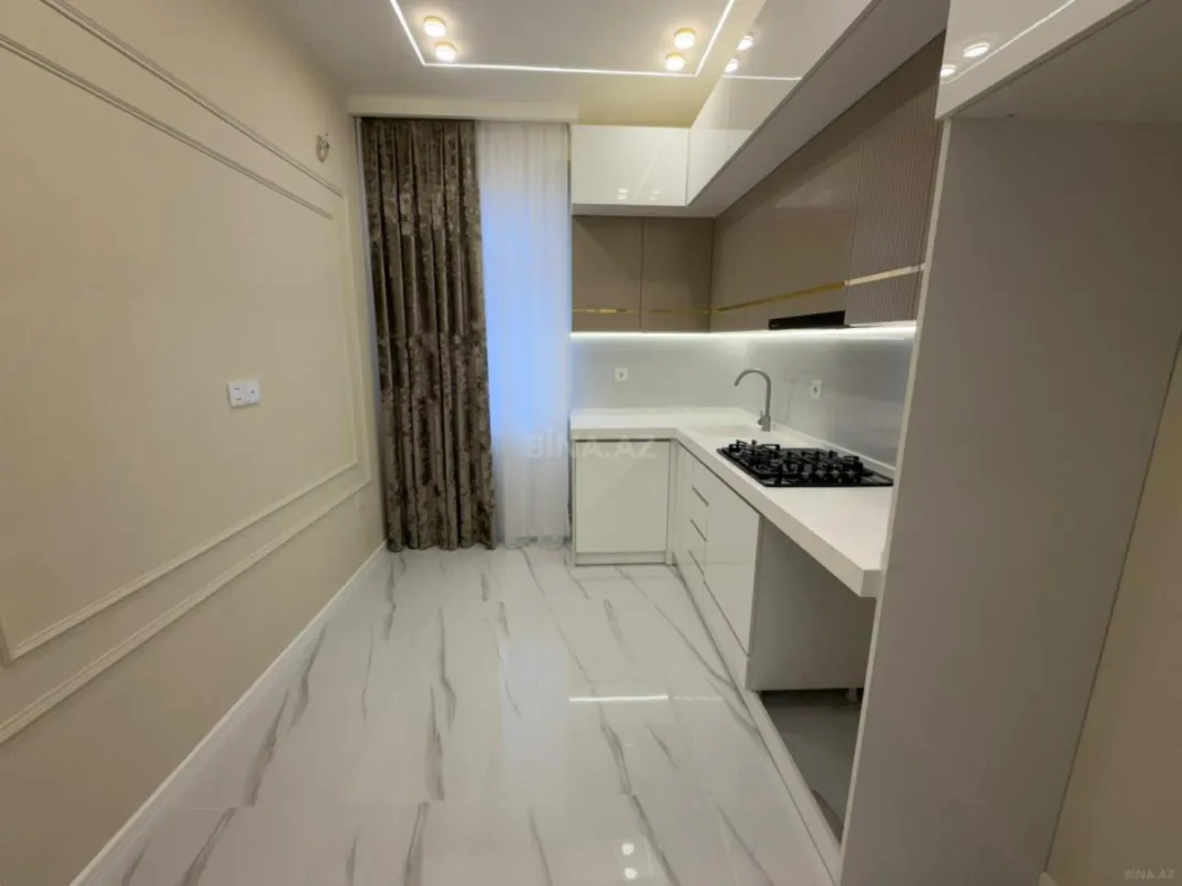 Satılır 2 otaqlı mənzil 70 m²