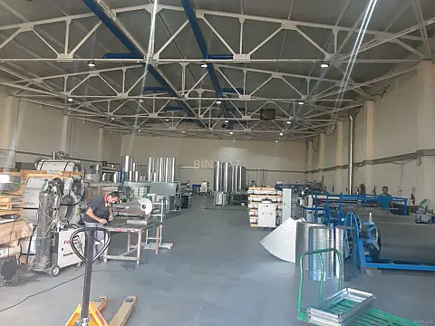 Satılır obyekt 1350 m²