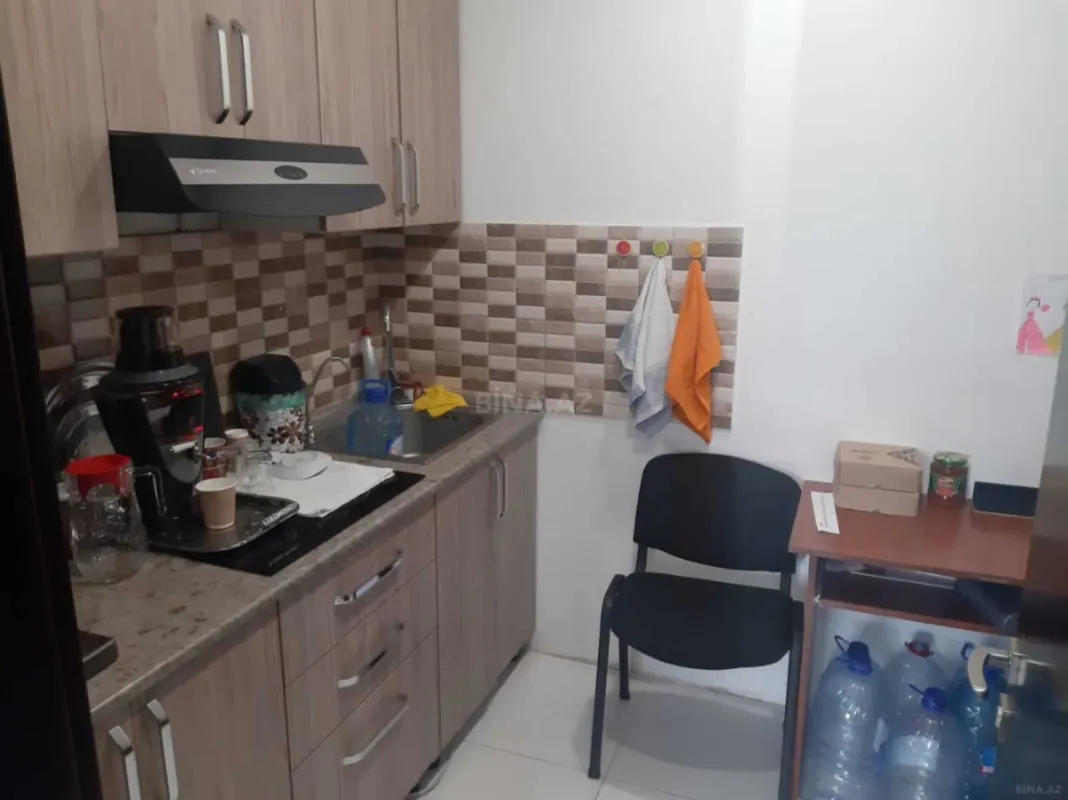 Satılır obyekt 1350 m²
