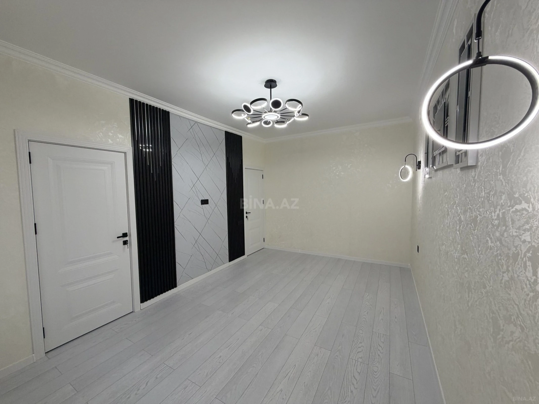 Satılır 2 otaqlı mənzil 55 m²