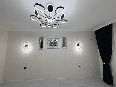 Satılır 2 otaqlı mənzil 55 m²