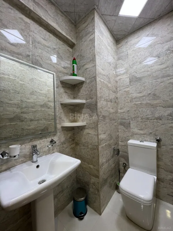 Kirayə verilir 4 otaqlı mənzil 200 m²