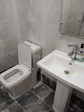 Satılır 2 otaqlı mənzil 58 m²