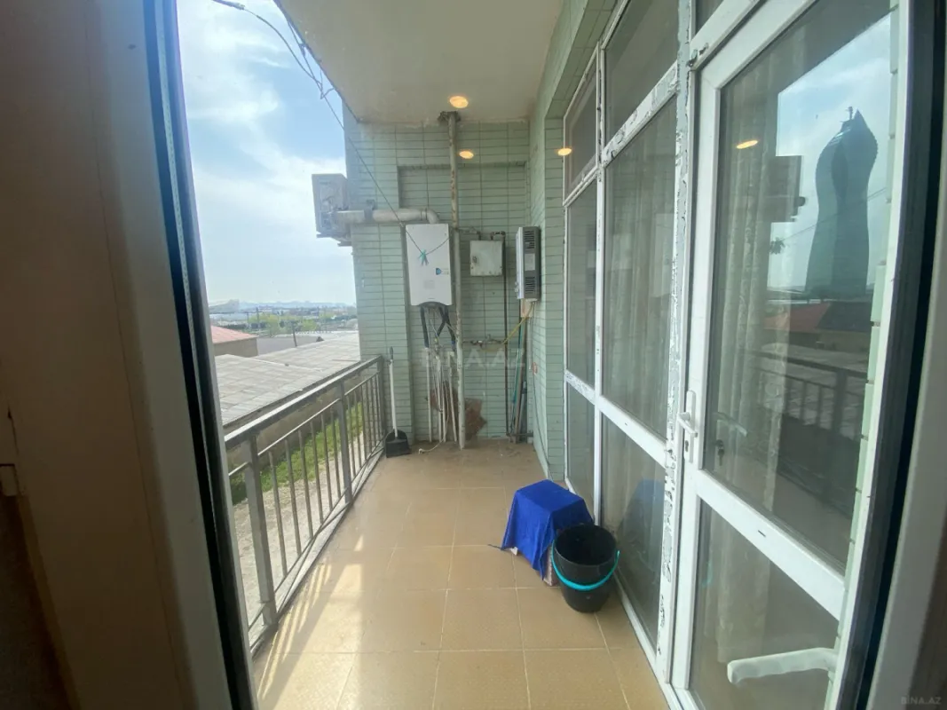 Satılır 3 otaqlı mənzil 128 m²