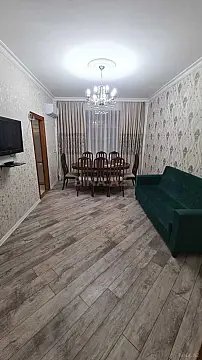 Kirayə verilir 2 otaqlı mənzil 42 m² — Bakı, Memar Əcəmi yanı 2 otaq 42.00 m²