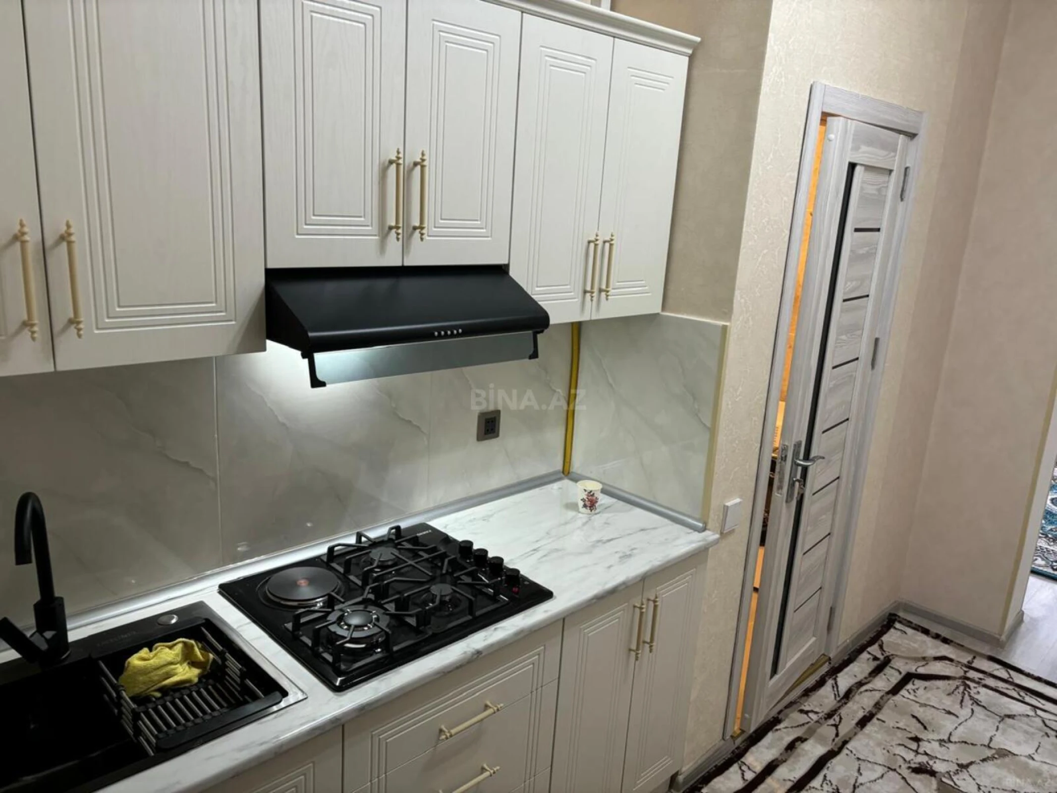 Kirayə verilir 1 otaqlı mənzil 40 m²