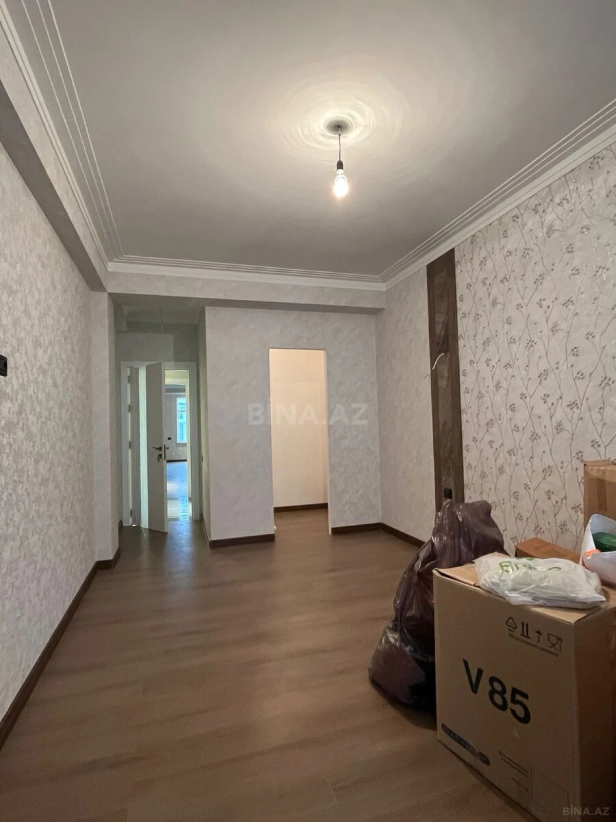 Satılır 3 otaqlı mənzil 157 m²