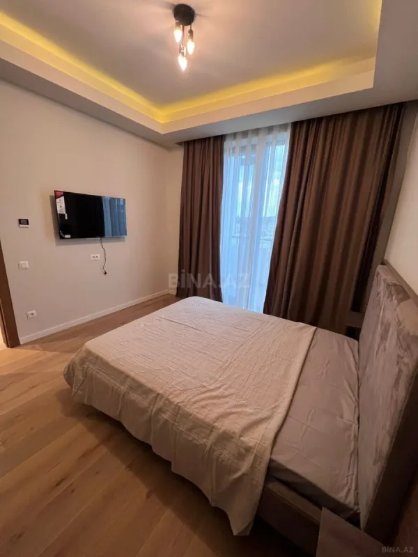Satılır 2 otaqlı mənzil 75 m²