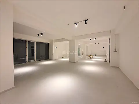 Kirayə verilir obyekt 180 m²