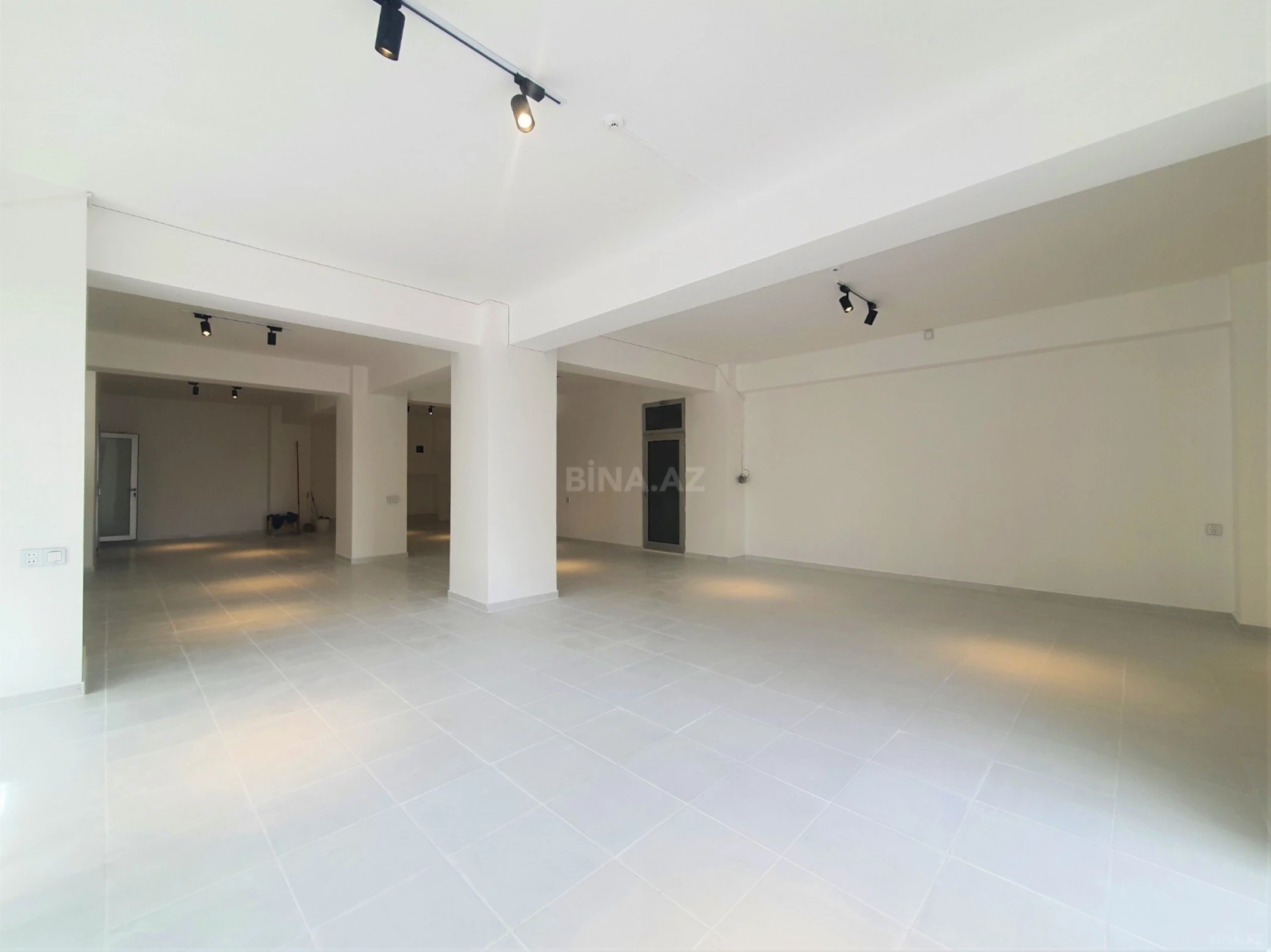 Kirayə verilir obyekt 180 m²