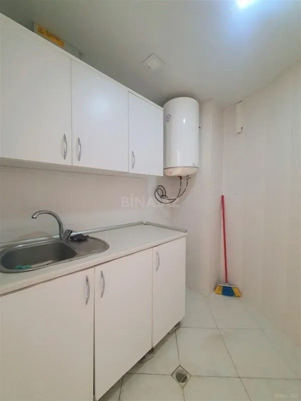 Kirayə verilir obyekt 180 m²