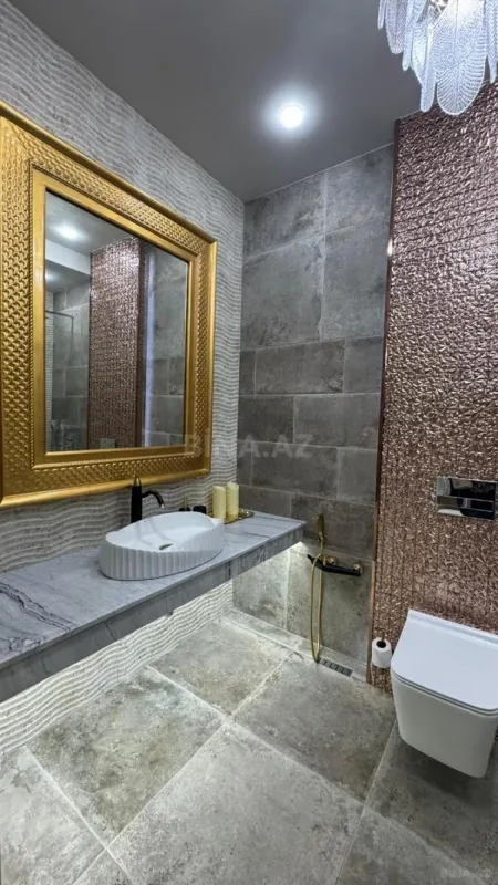 Satılır 3 otaqlı mənzil 107 m²