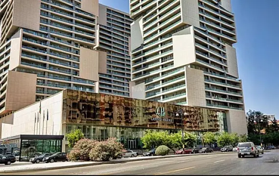 Satılır 3 otaqlı mənzil 107 m² — Bakı, Memar Əcəmi yanı 3 otaq 107.00 m²