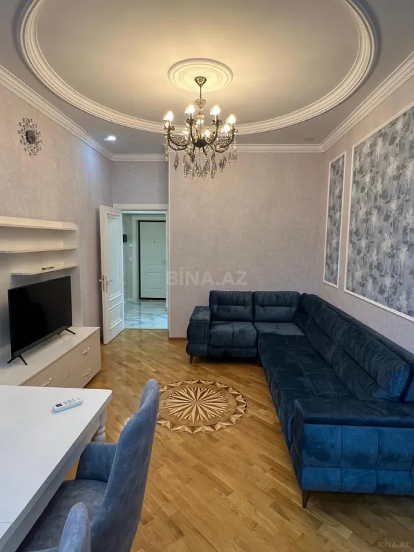 Kirayə verilir 2 otaqlı mənzil 60 m²