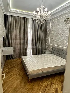 Kirayə verilir 2 otaqlı mənzil 60 m²