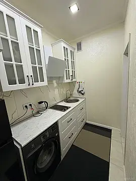 Satılır 2 otaqlı mənzil 63 m²