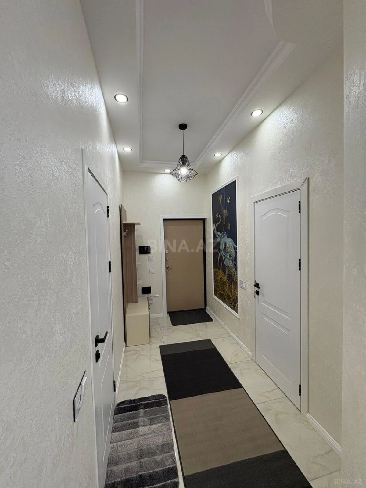 Satılır 2 otaqlı mənzil 63 m²