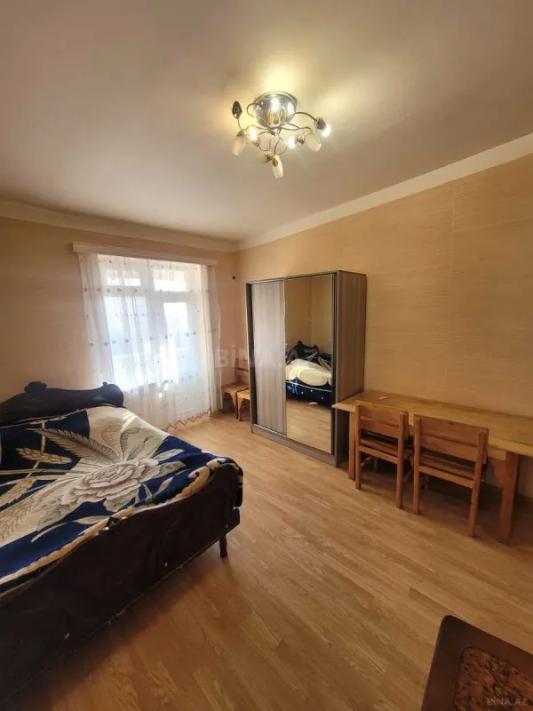 Satılır 1 otaqlı mənzil 35 m²