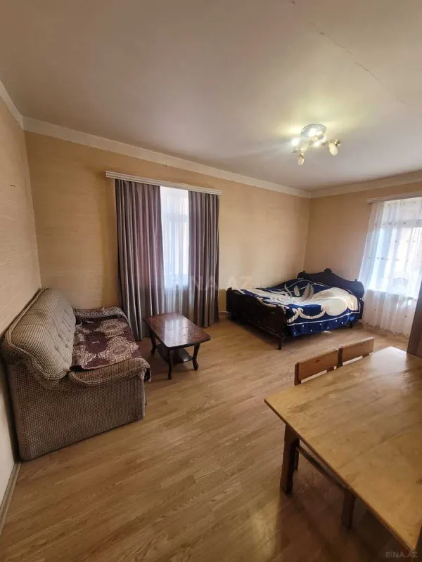 Satılır 1 otaqlı mənzil 35 m²