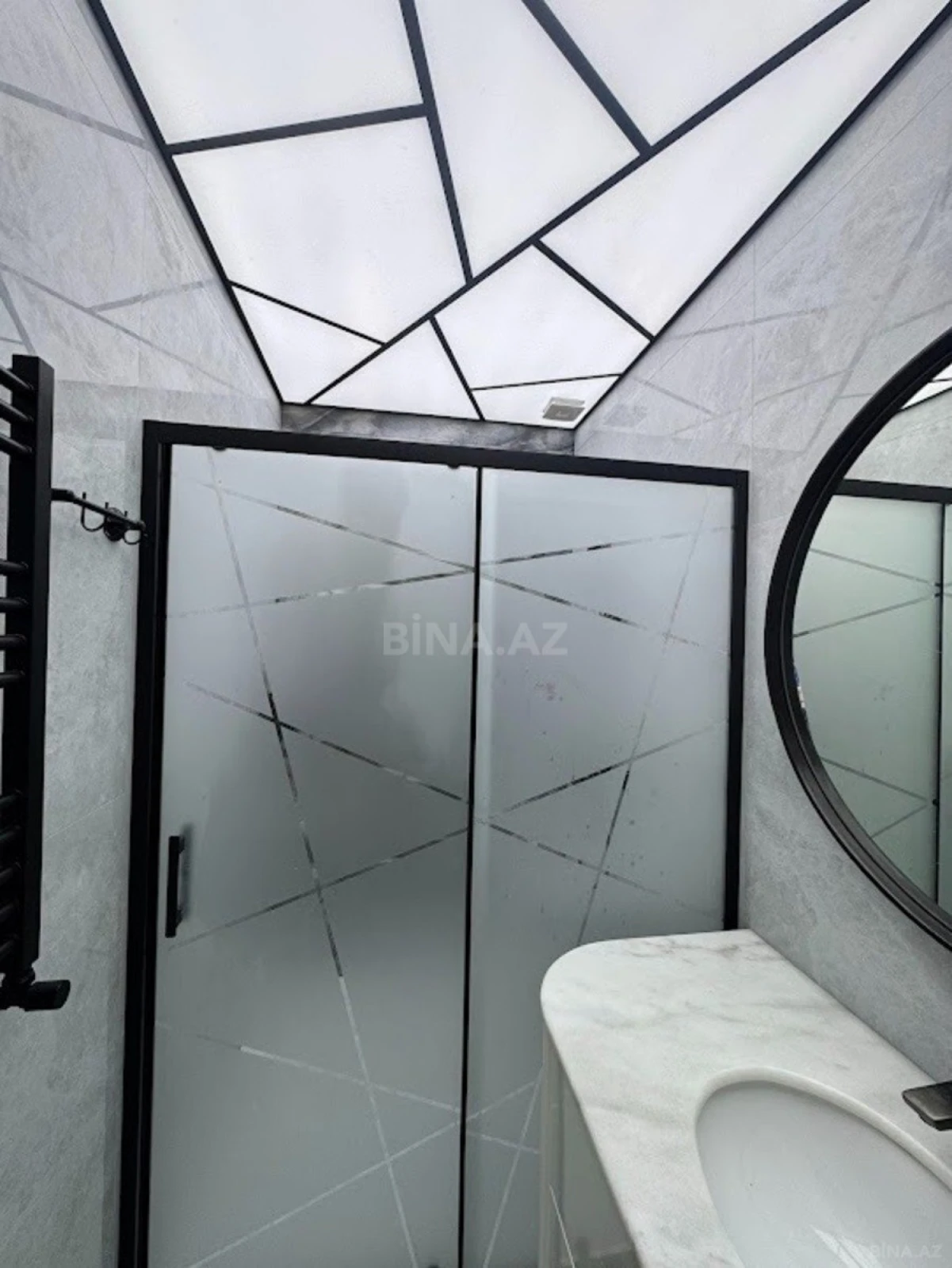 Kirayə verilir 3 otaqlı mənzil 91 m²