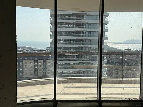 Satılır 5 otaqlı mənzil 440 m²