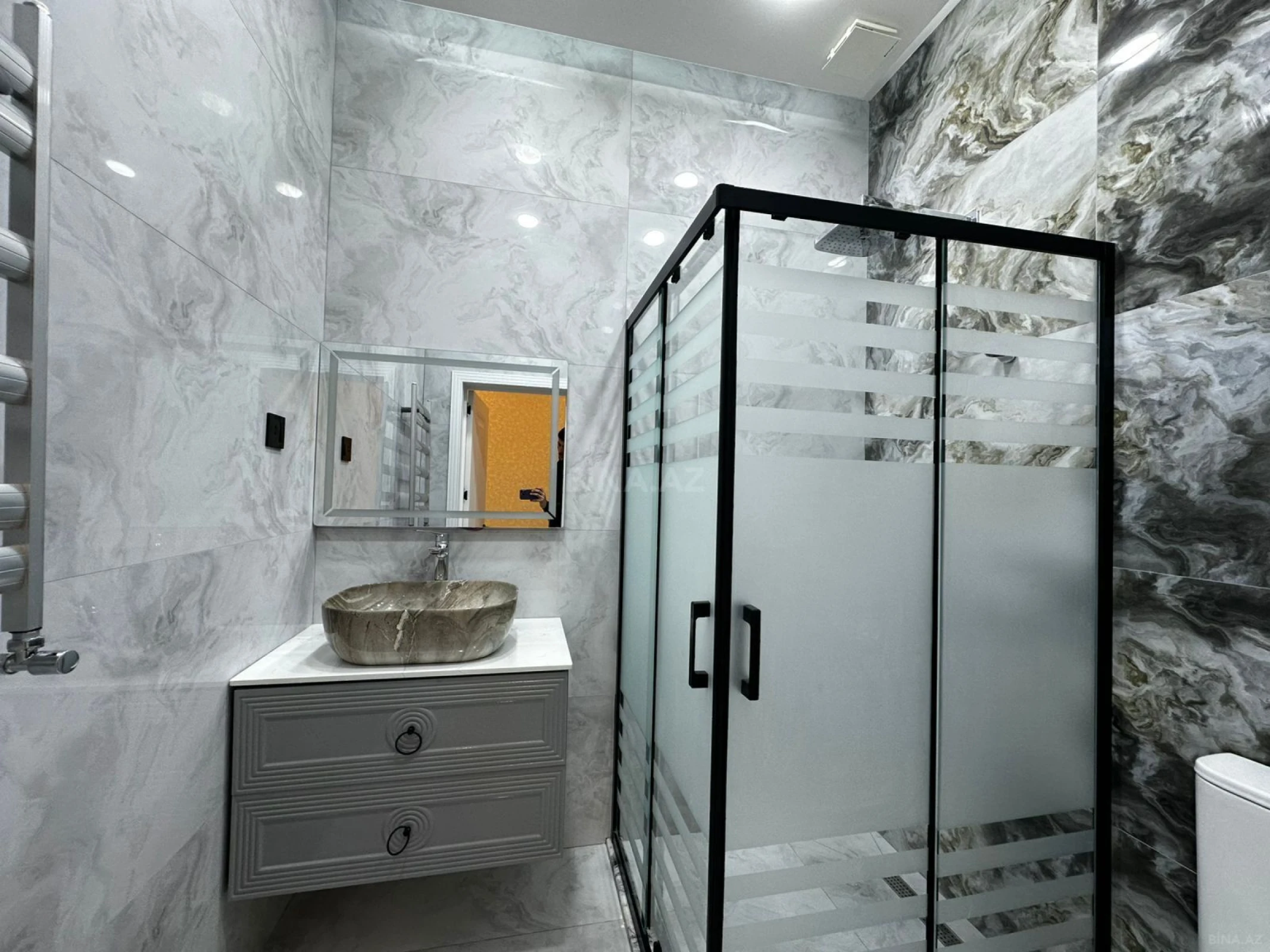 Satılır 4 otaqlı həyət evi 160 m²