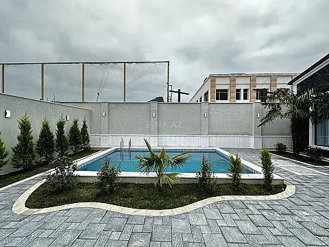 Satılır 4 otaqlı həyət evi 160 m²