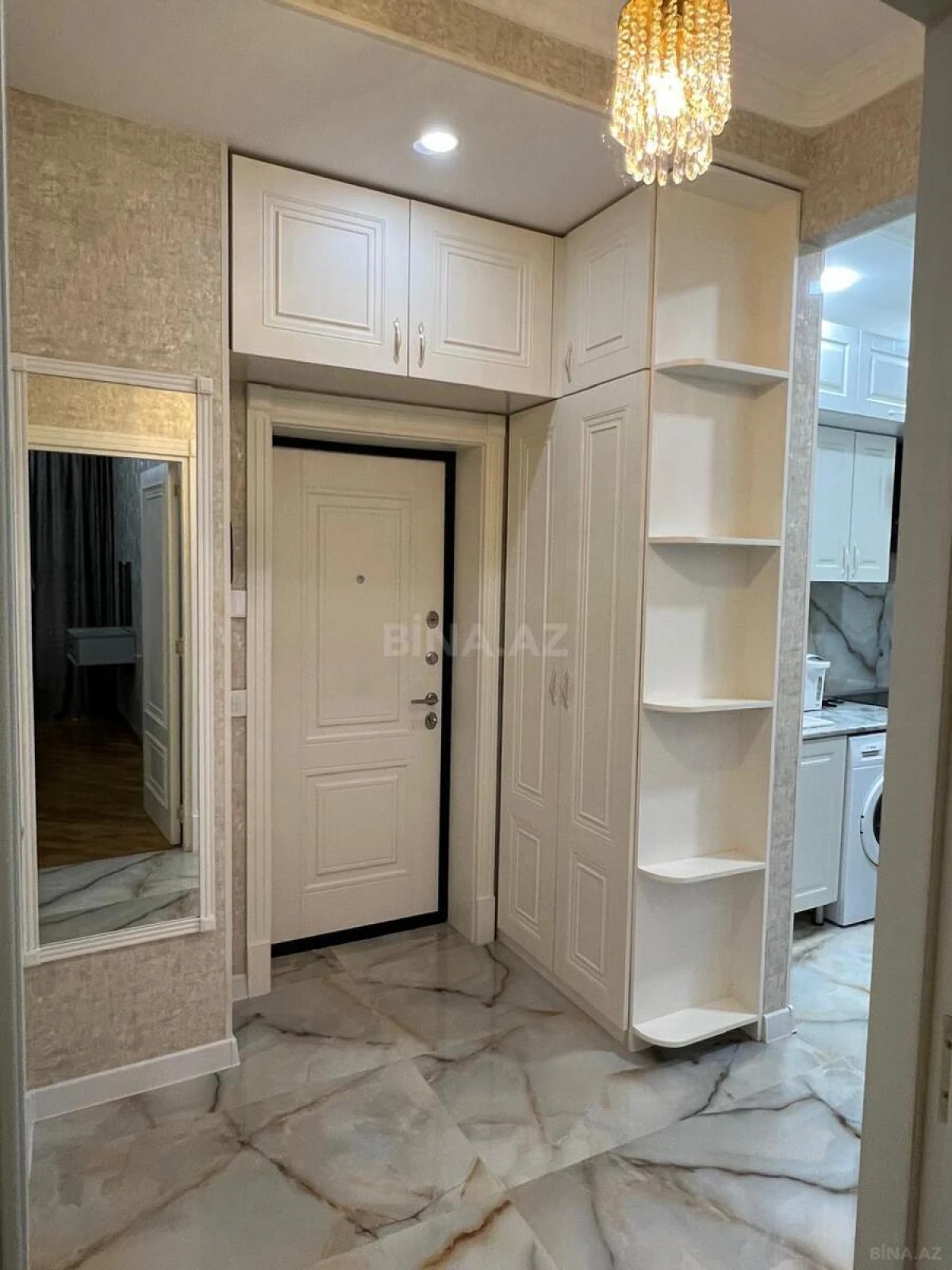Kirayə verilir 2 otaqlı mənzil 65 m²