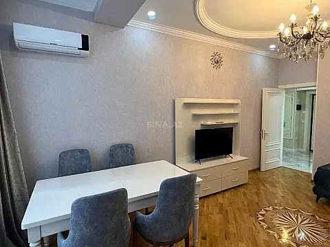 Kirayə verilir 2 otaqlı mənzil 65 m²