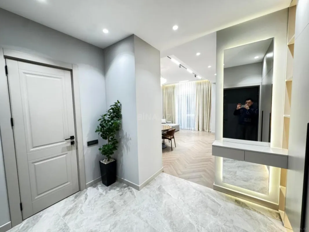Kirayə verilir 3 otaqlı mənzil 96 m²