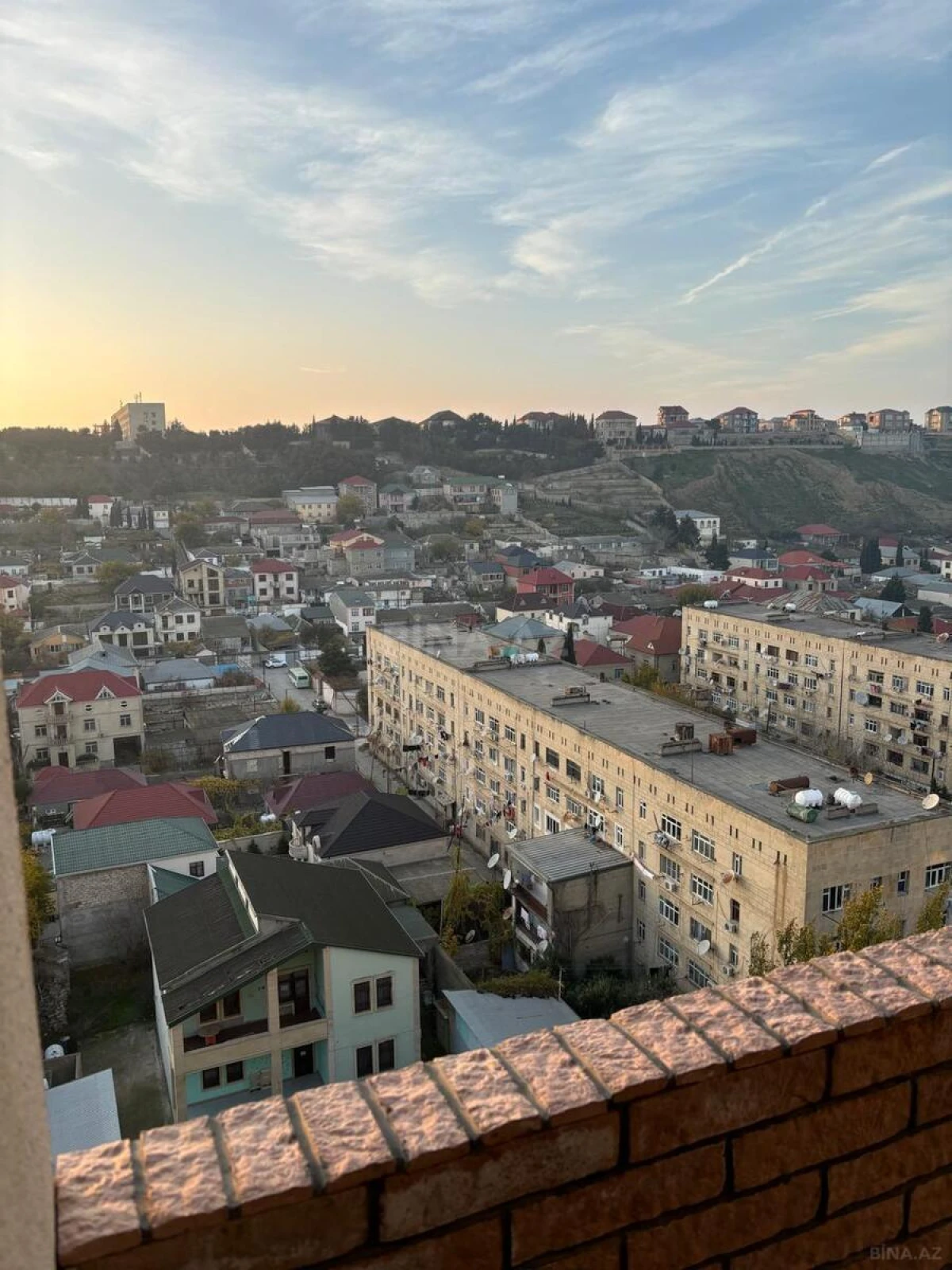 Satılır 2 otaqlı mənzil 70 m²