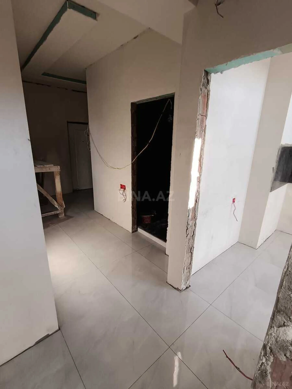 Satılır 3 otaqlı mənzil 84 m²