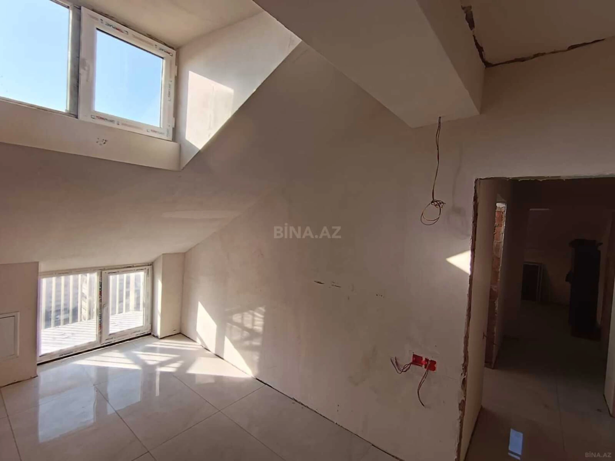 Satılır 3 otaqlı mənzil 84 m²