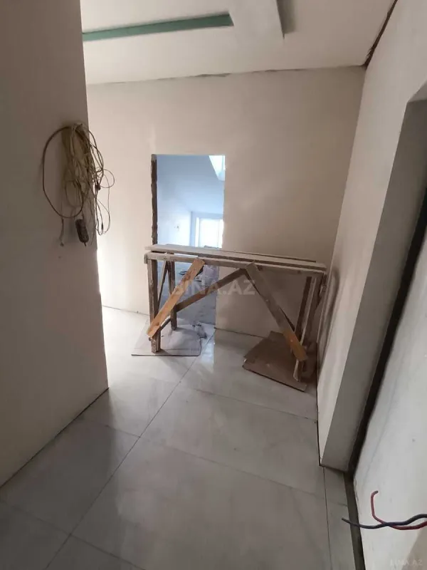 Satılır 3 otaqlı mənzil 84 m²