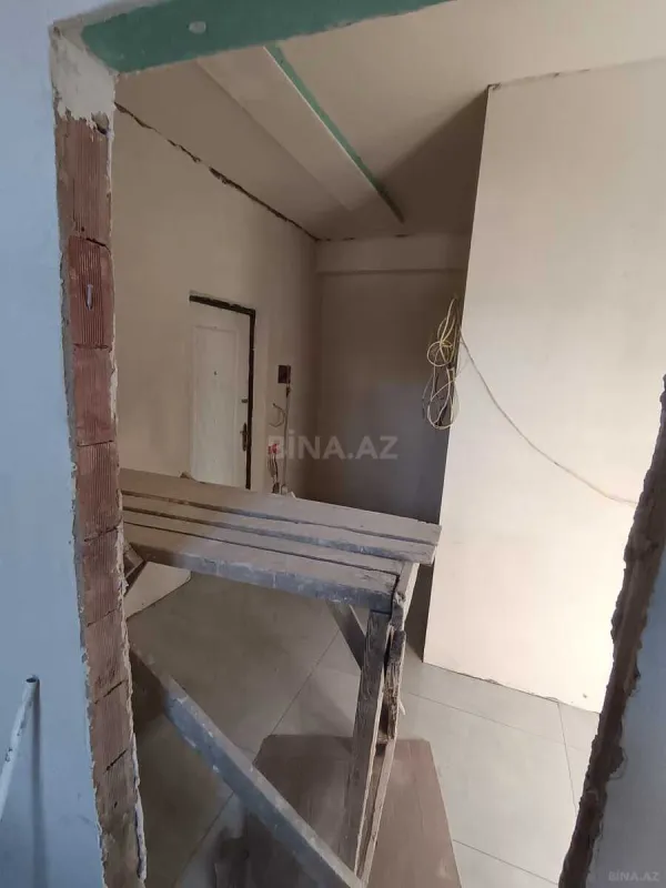 Satılır 3 otaqlı mənzil 84 m²