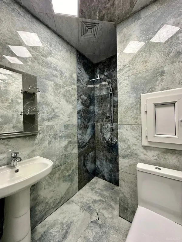 Satılır 2 otaqlı mənzil 55 m²