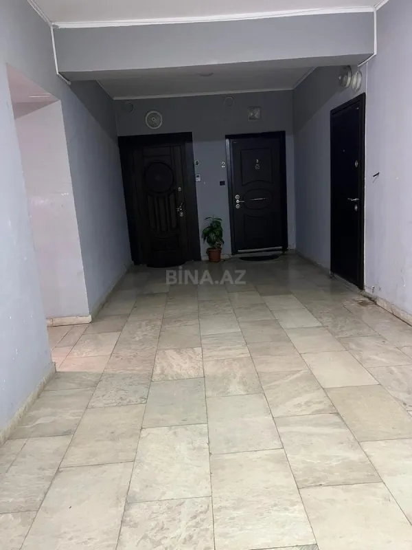 Satılır 3 otaqlı mənzil 141 m²