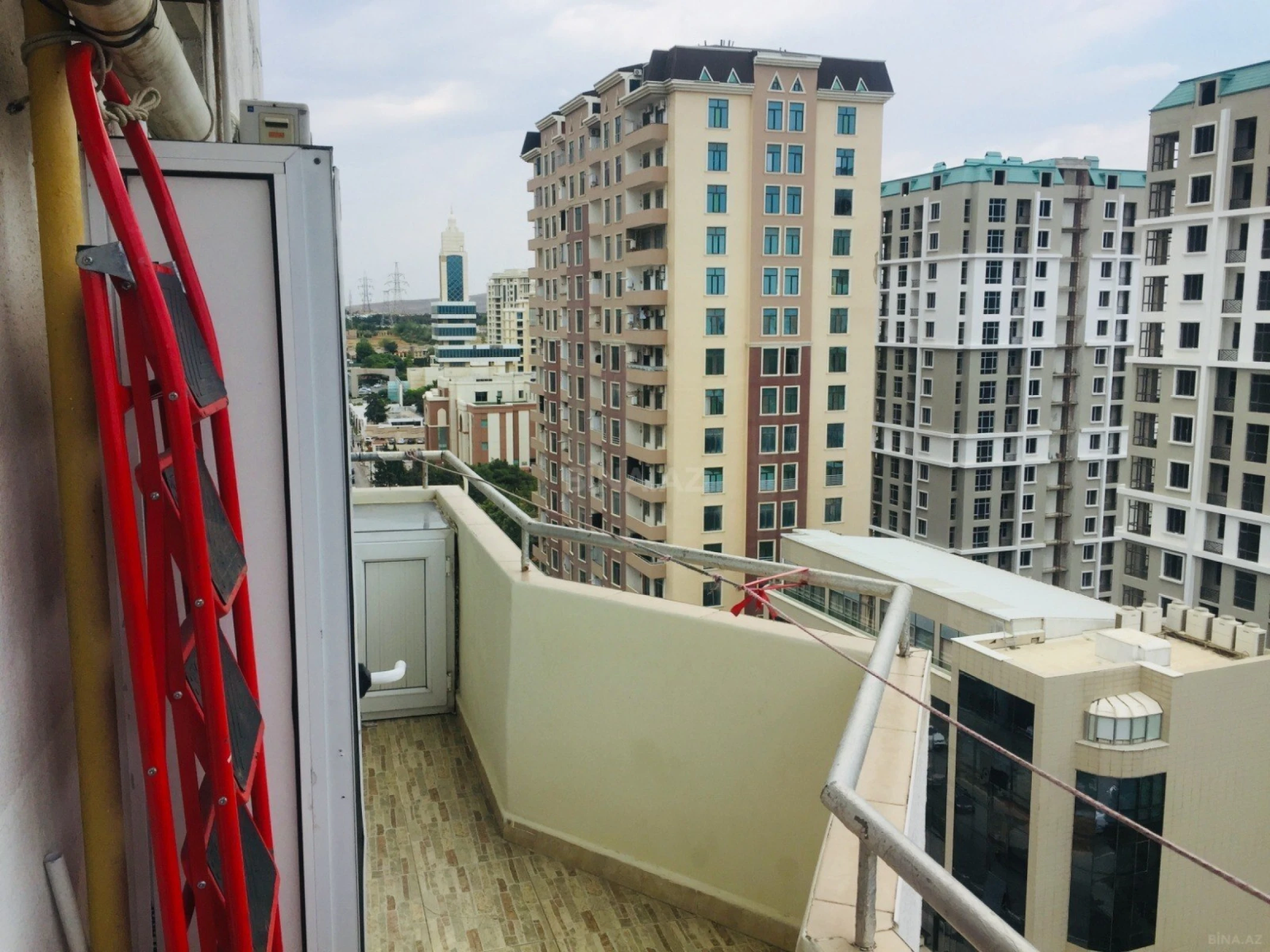 Kirayə verilir 2 otaqlı mənzil 60 m²