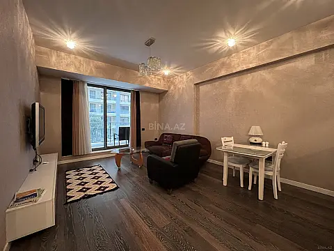 Kirayə verilir 2 otaqlı mənzil 90 m²