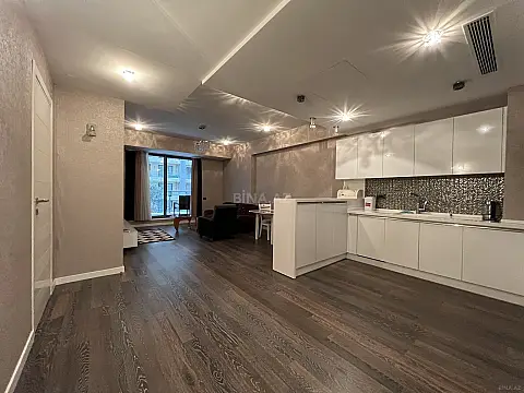 Kirayə verilir 2 otaqlı mənzil 90 m²