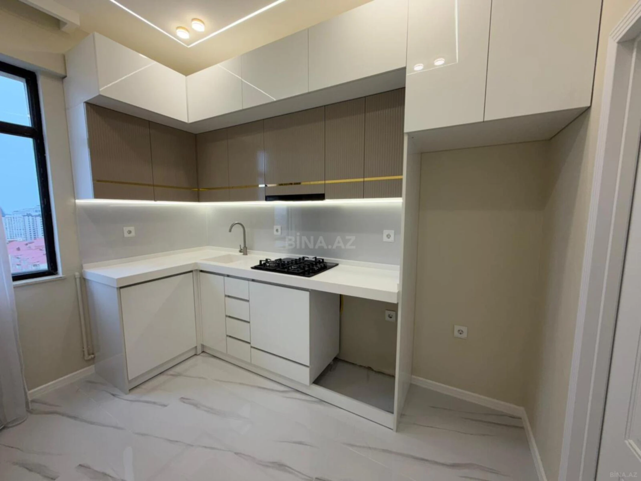 Satılır 2 otaqlı mənzil 70 m²