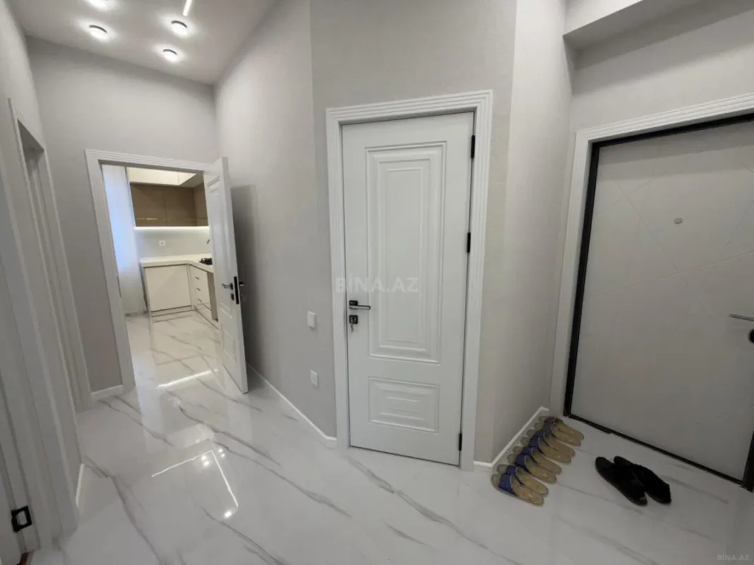 Satılır 2 otaqlı mənzil 70 m²