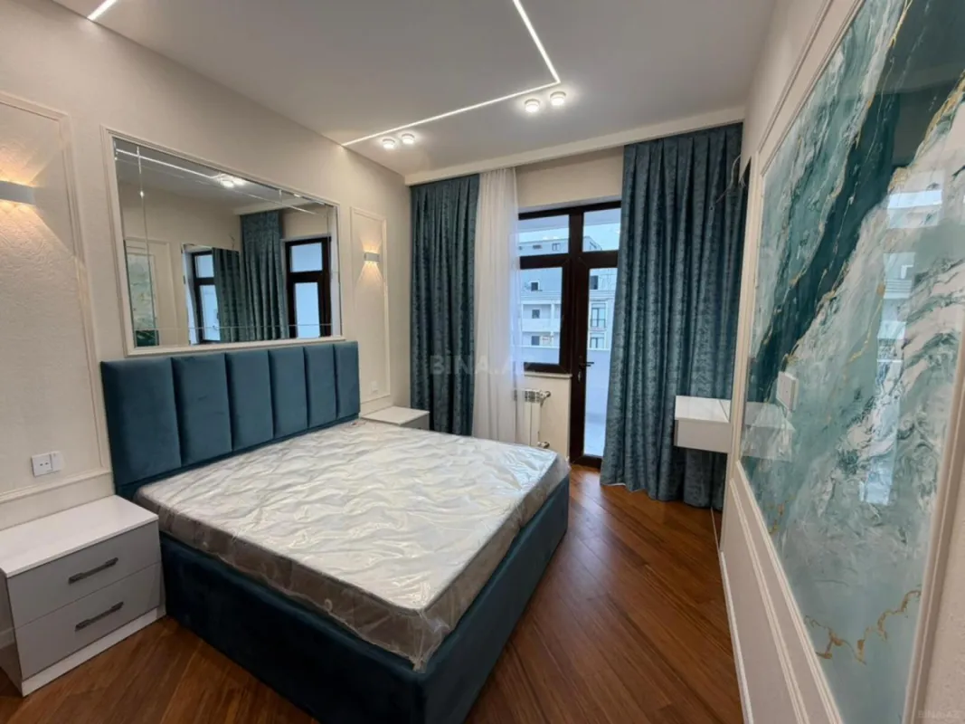 Satılır 2 otaqlı mənzil 70 m²